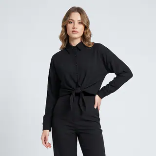 شومیز زنانه کراپ آستین سه ربع مون‌سا مدل 07 با یقه برگردان، جنس نخ، تنخور معمولی و بسته شدن دکمه‌ای مناسب استفاده روزمره و مهمانی